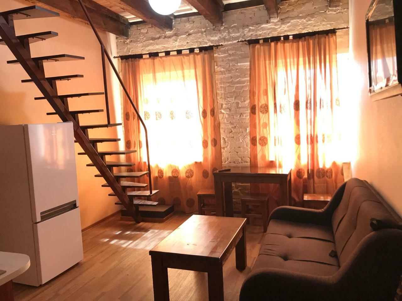 Two-Floor Apartments And Studio 2-Х Этажные Апартаменты И Студия В Самом Центре Kharkiv Eksteriør bilde